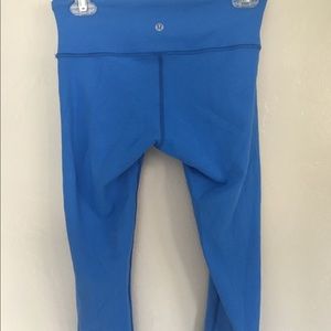LuluLemon Cropped Reversible Leggings size 6